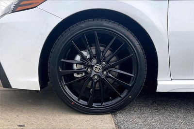 2024 Toyota Camry Hybrid XSE