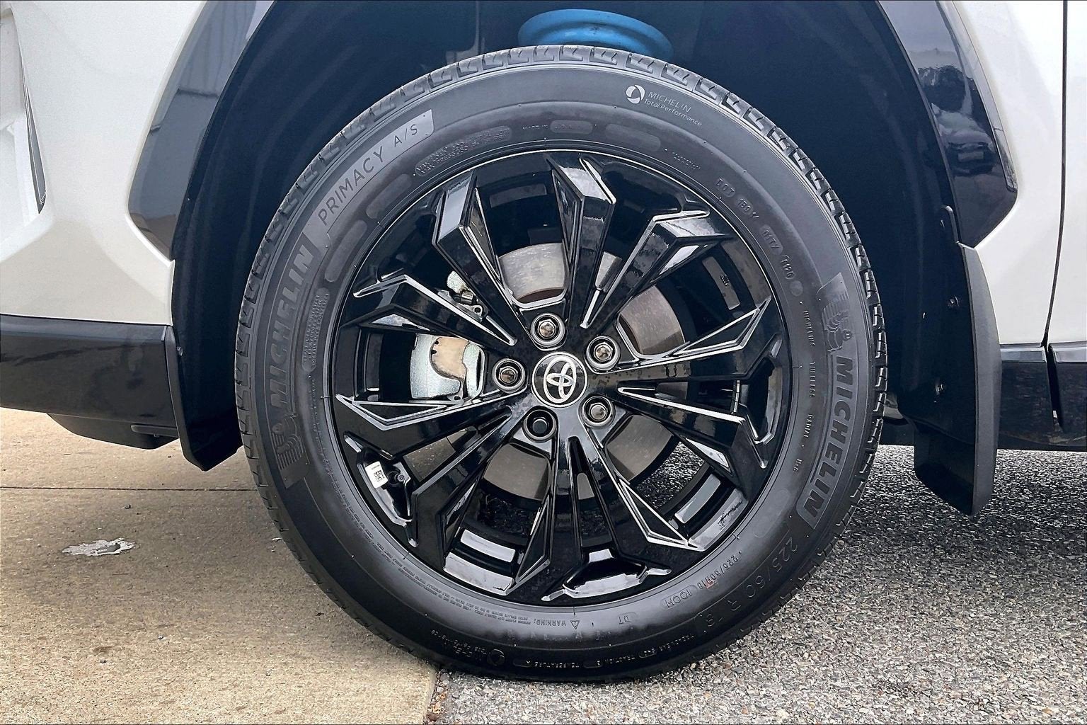 2025 Toyota RAV4 Hybrid XSE