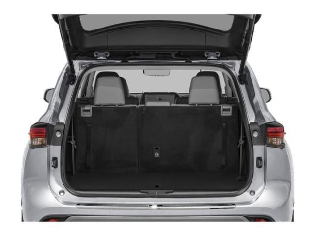 2023 Toyota Highlander Hybrid Platinum