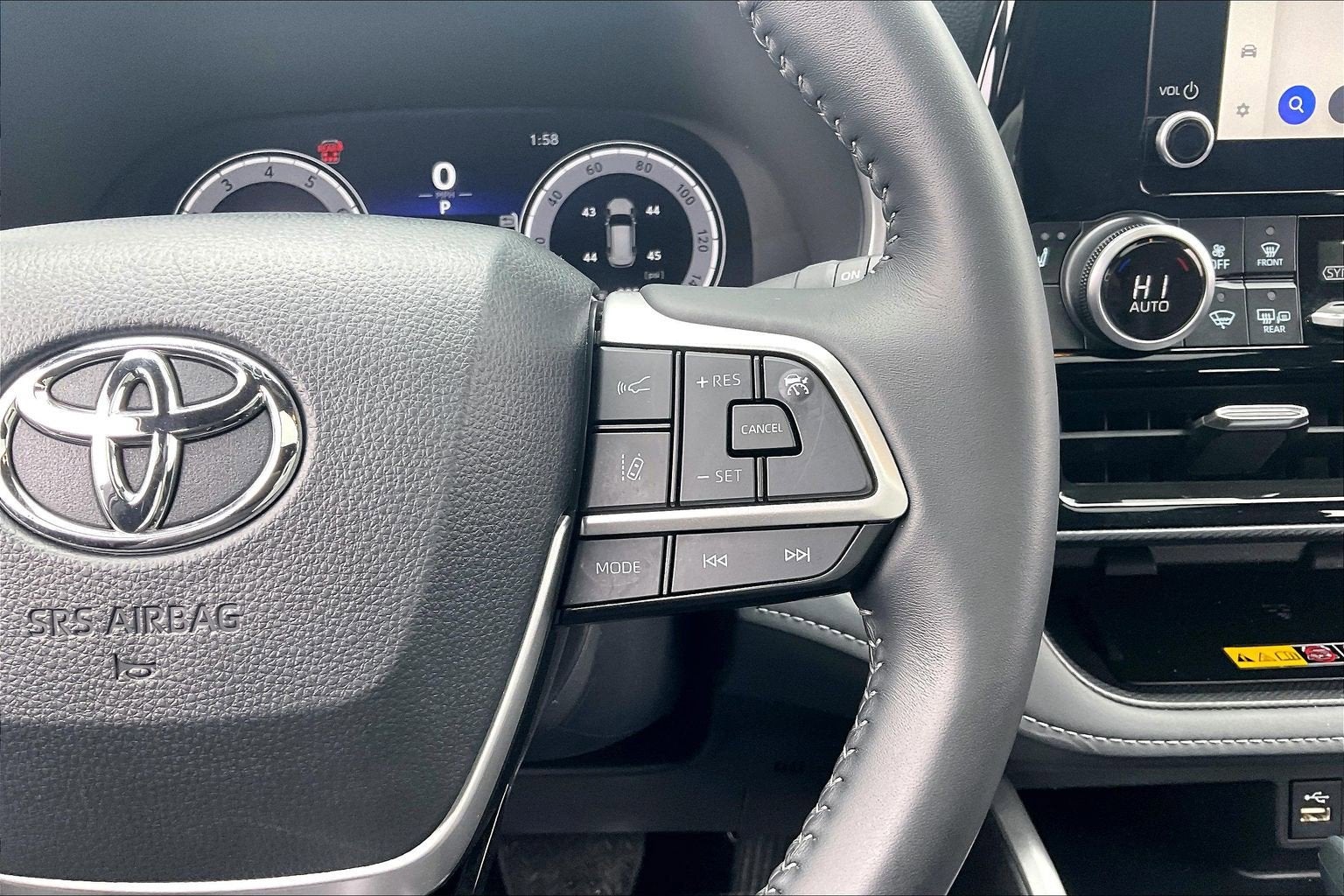 2025 Toyota Highlander XSE