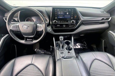 2022 Toyota Highlander XSE