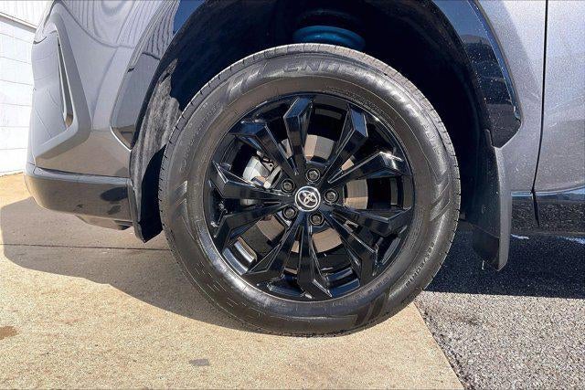 2022 Toyota RAV4 Hybrid SE