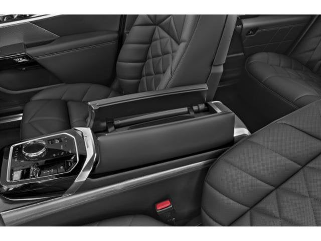 2024 BMW 7 Series 740i