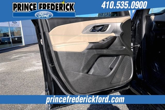 2022 Chevrolet Traverse LS