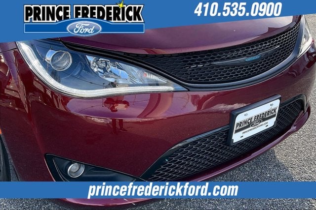 2020 Chrysler Pacifica Hybrid Touring L